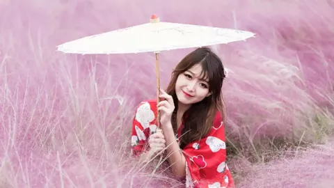 上海骑行事故女子骨折