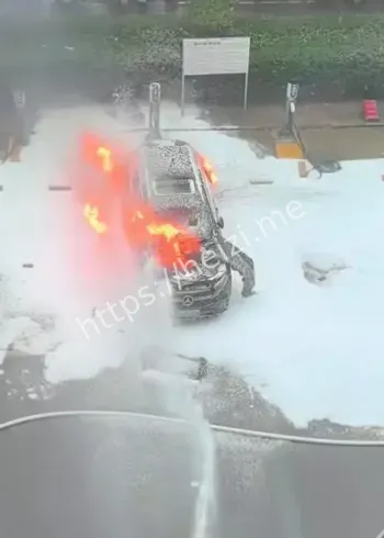 成都电车起火救援